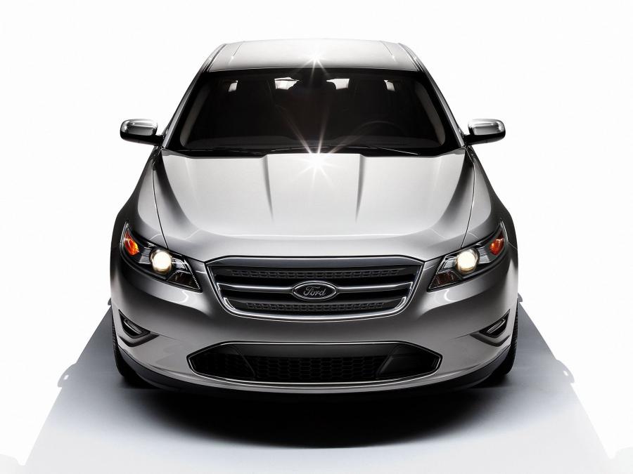  Ford Taurus Limited 2010 года  (фото 33 из 43)